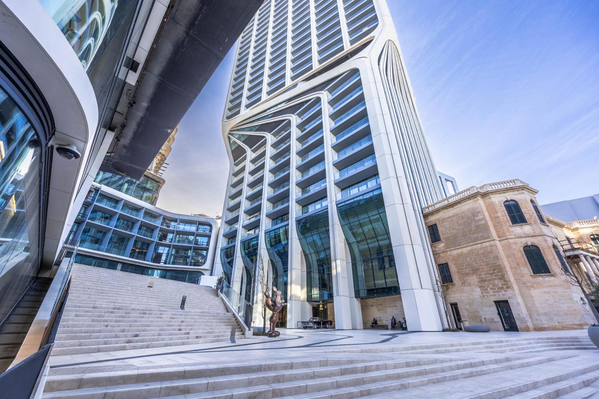 Skyline Serenity On The 25Th Floor In Mercury Tower Apartment Saint Julian's Exterior photo